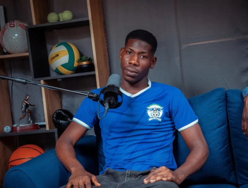 Caleb Nzamba, footballeur au Vautour Club