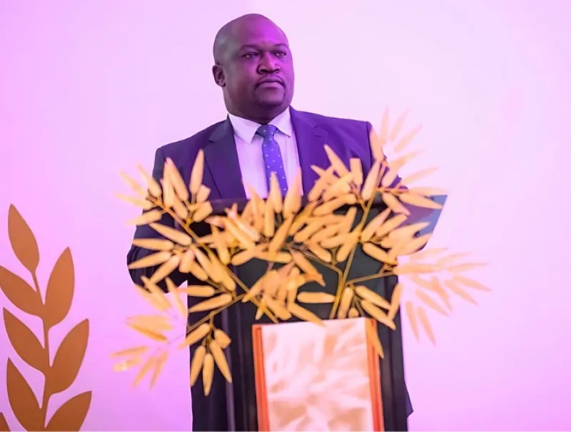 L’allocution du président fédéral Me Denis Mboumba va de nouveau ouvrir la soirée des Awards.