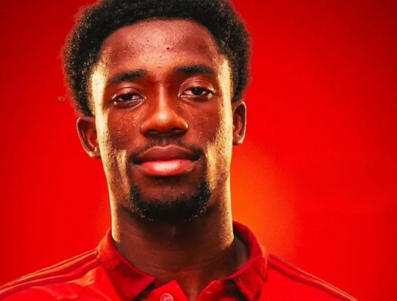 Jonathan Do Marcolino, footballeur international gabonais