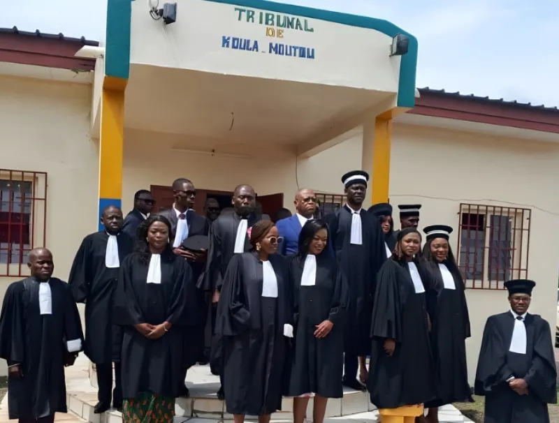 Magistrats au tribunal de Koula-Moutou