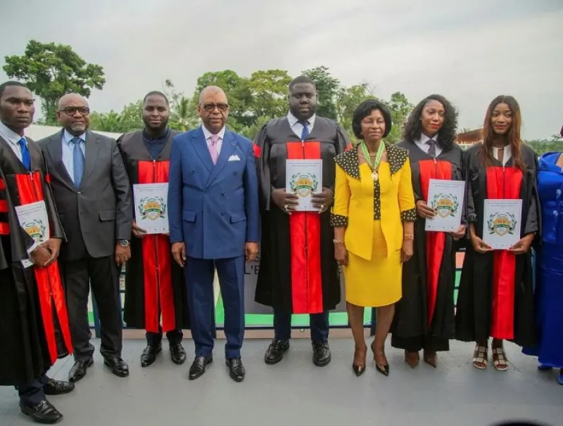 Officiels et quelques impétrants de l’UIL-BJ à Essassa