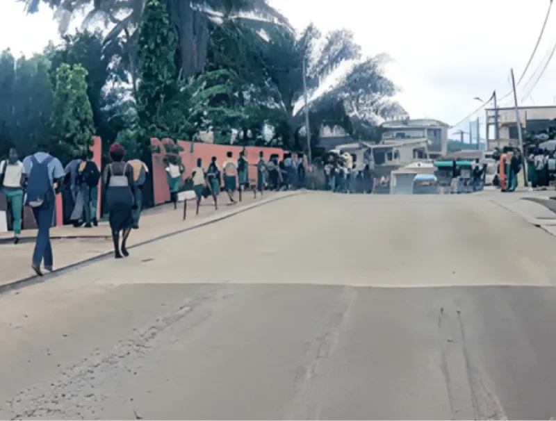 Route Carrefour André-CES Mindoubé