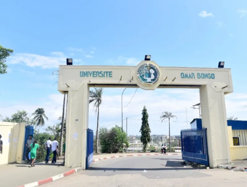 Rentrée universitaire : l'entrée de l'Université Omar Bongo.