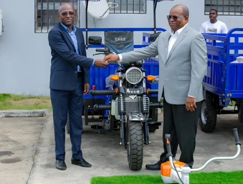  Issempedjeno Ngaka, administrateur général adjoint de MPG