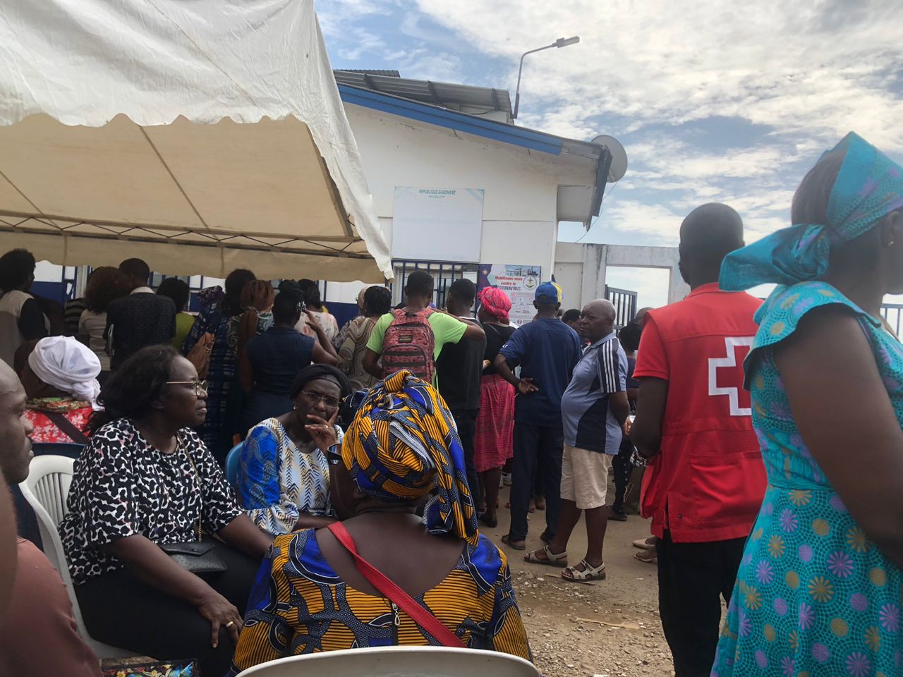 L’attente se poursuit au Port Mole 