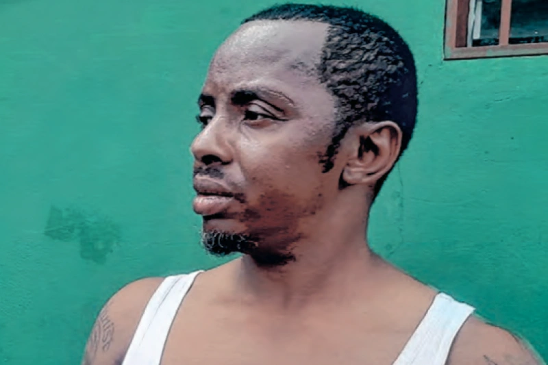 Moanda : interpellé pour usurpation de titre et vols en zone aurifère