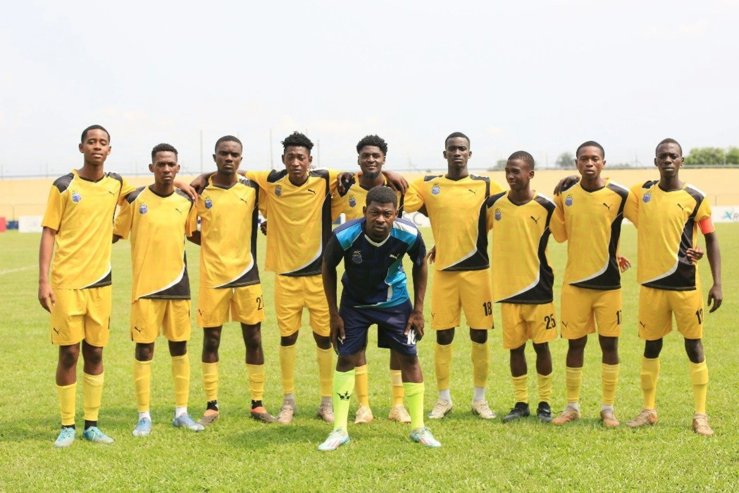 La formation d’Akanda FC.