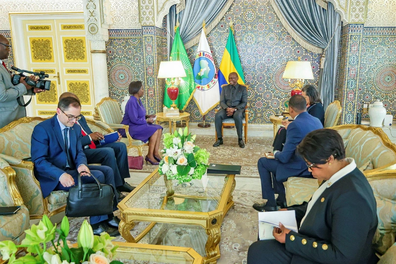 Phase de l’audience que le chef de l’Etat, Brice Clotaire Oligui Nguema, a accordée à la secrétaire générale de l’OIF, Louise Mushikiwabo