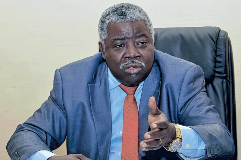 Fégaboxe : Nzigou Manfoumbi jette l'éponge