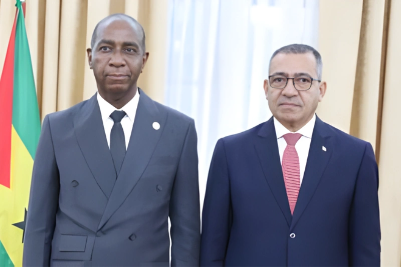 Carlos Okinda en poste à São Tomé-et-Príncipe