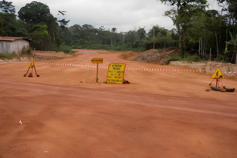 Infrastructures : Ebomaf traîne le pas sur Yombi-Mandji-carrefour Rabi