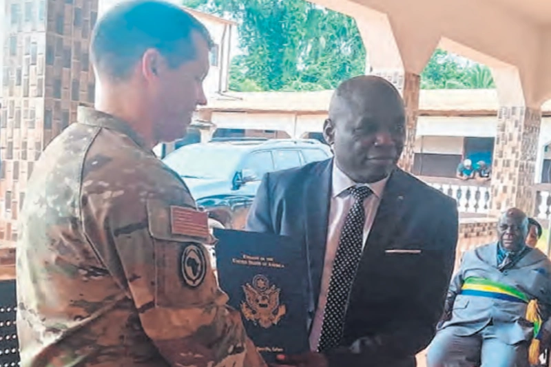 Lébamba : don des USA à l’hôpital de Bongolo