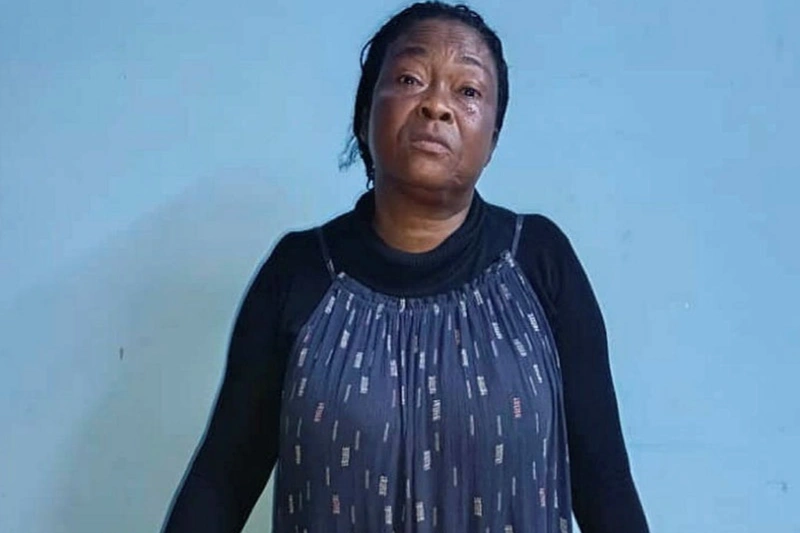 commerçante de 50 ans arrêtée