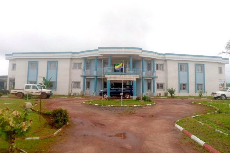  Le siège du Conseil départemental de Ndougou à Gamba. © Dieudonné MVOUBOU