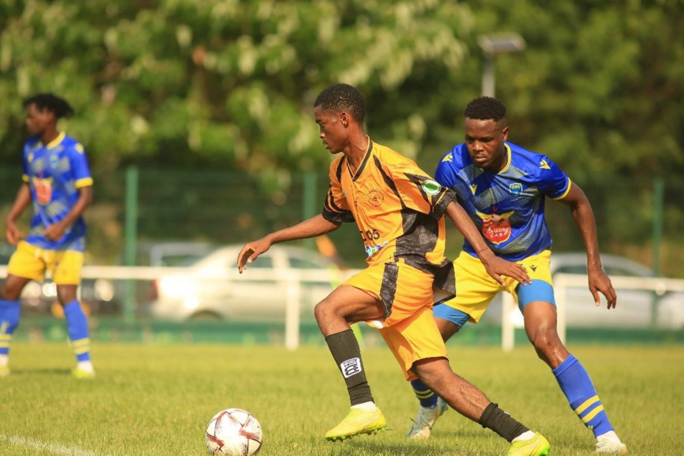 Derrick Assoumou du FC 105 fut l’un des artisans de la victoire du Canon face à USO de Gilchrist Nguema.