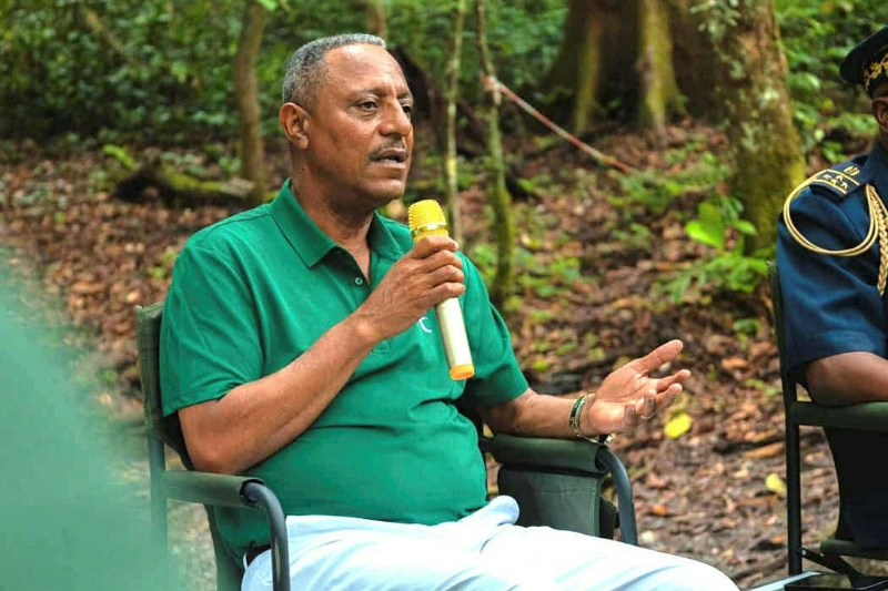 Pour le ministre Ogowe Siffon, le Ré-Ndama n’est que le premier jalon visible d’un plan de reconquête et de relance du parc hôtelier public. © DR