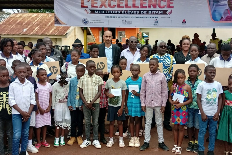 Bitam : les meilleurs élèves du primaire et du secondaire primés