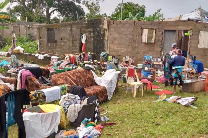 Mouila : un violent orage détruit de nombreuses habitations
