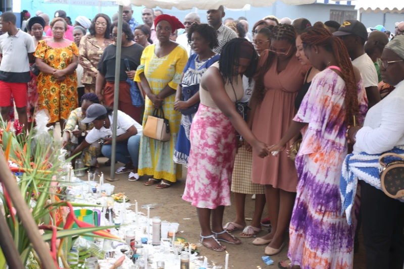 Familles des victimes de l'Esther miracle