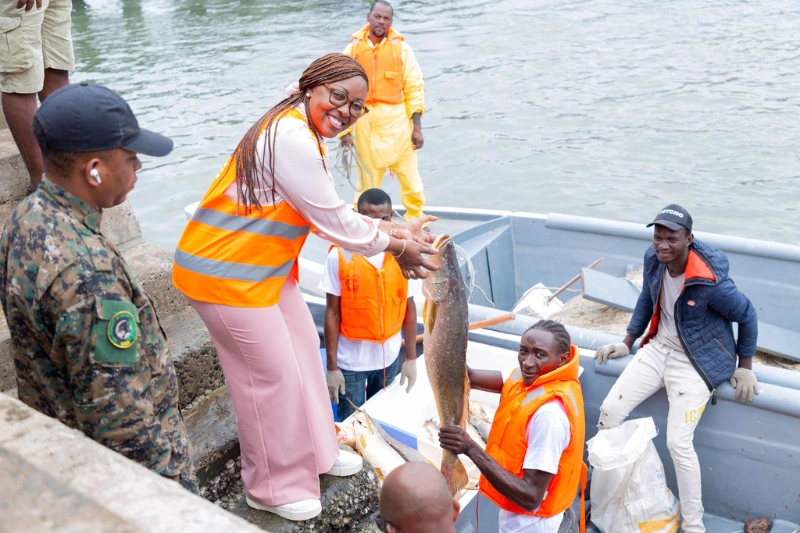 Crise à Gab Pêche : un collectif des pêcheurs apporte son soutien à la ministre