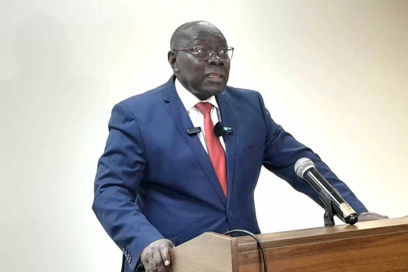 Le révérend Georges Bruno Ngoussi, 4e vice-président du Sénat de la Transition.