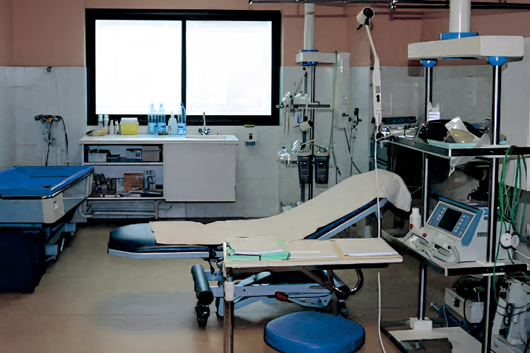 Santé : la chirurgie mini-invasive s'invite à l'Hôpital militaire