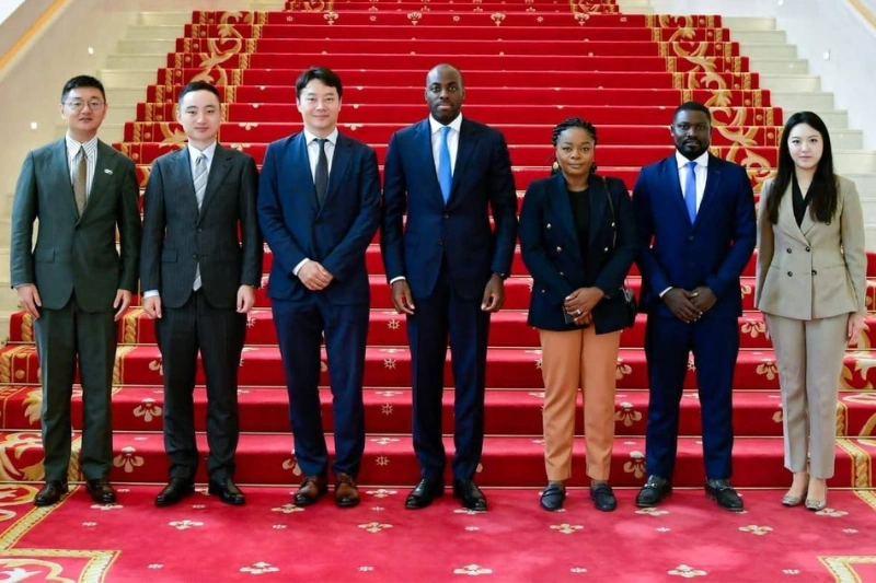Mark Alexandre Doumba en immersion au siège de Huawei