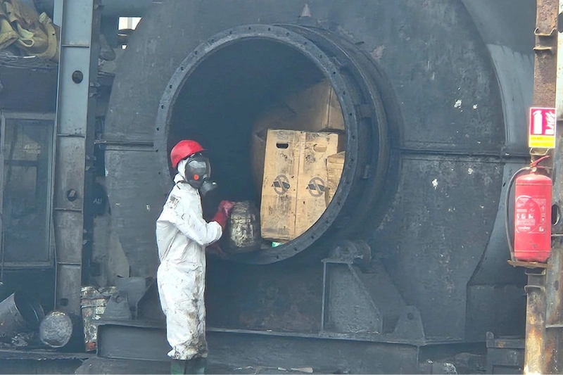 Consommation : des milliers de jouets incinérés