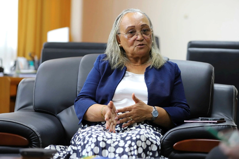 Jacqueline Ilogue-Bignoumba : "Les syndicats non représentatifs disparaîtront de la table des négociations"