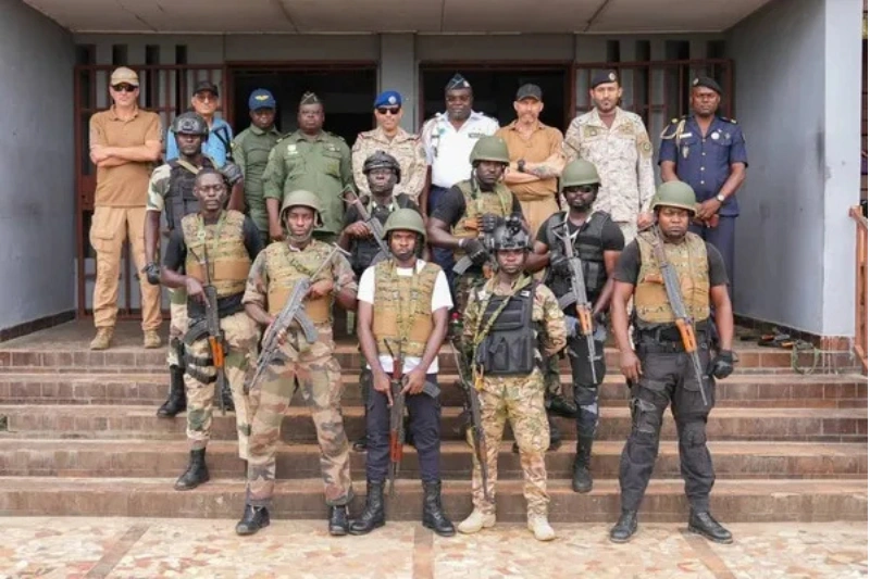 Lutte contre le terrorisme : formation d'une unité spéciale des militaires gabonais