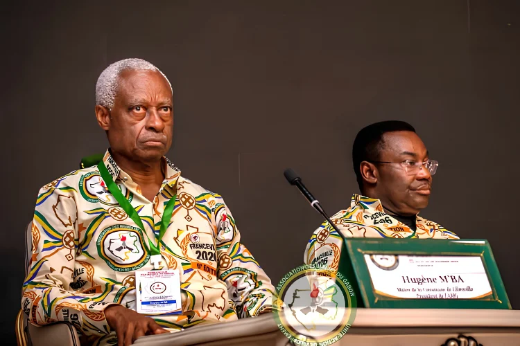 Les maires de Libreville et Franceville