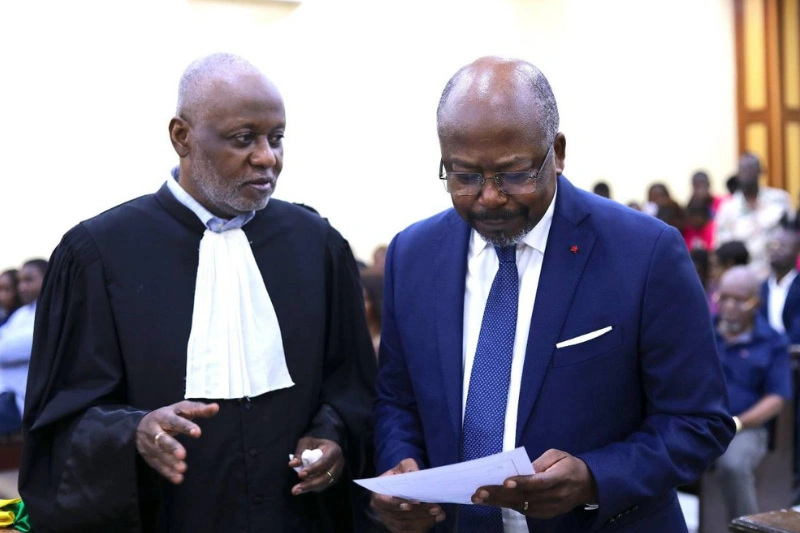  Alain-Claude Bilie-By-Nze et Me Jean-Paul Moubembe