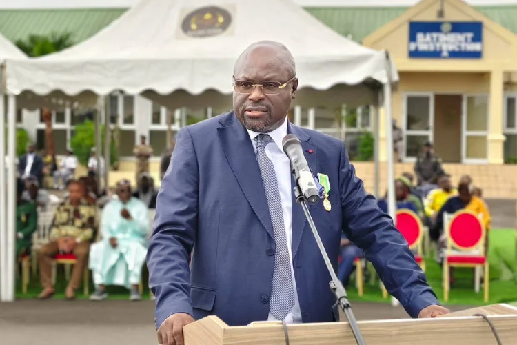 Michel Régis Onanga Ndiaye, président de l'Assemblée nationale