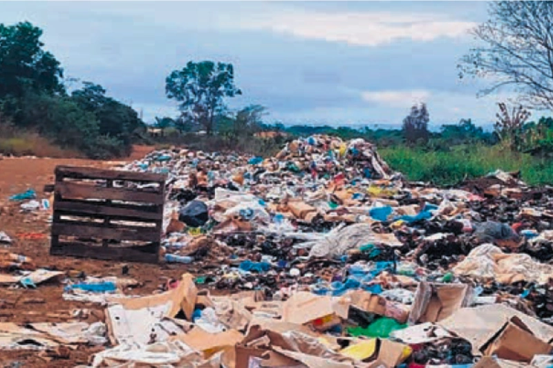 Mouila : quand la décharge publique côtoie des habitations