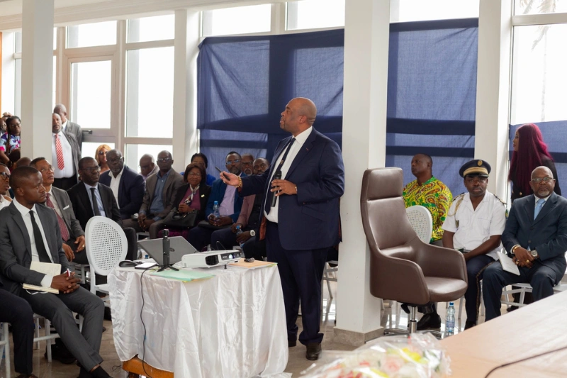 Pascal Houangni Ambouroue, Maire de port-gentil