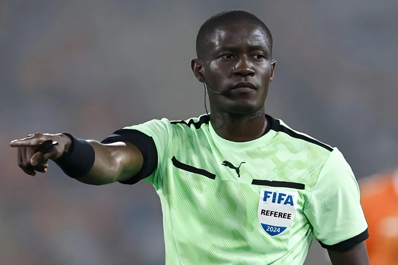 CAN-2025 : le Gabonais Pierre Atcho désigné pour Égypte-Bénin