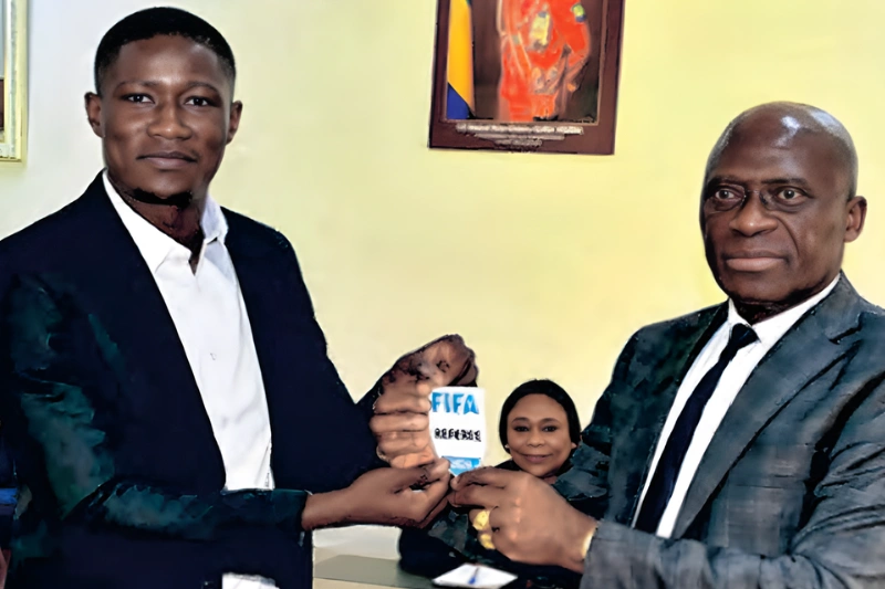 Arbitrage : quatorze officiels reçoivent leurs badges FIFA pour l'année 2026