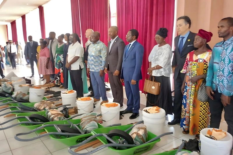 Franceville : des équipements pour une soixantaine d’agriculteurs
