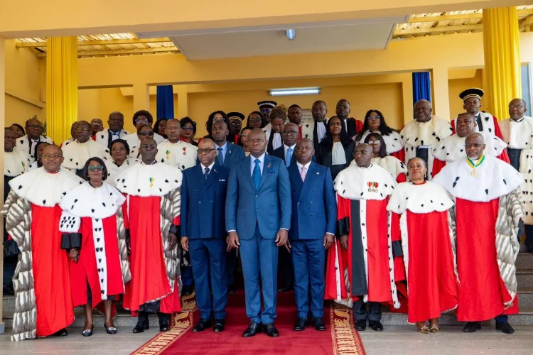 Photo de famille à l’issue de la rentrée judiciaire 2026-2027 au Palais de justice de Libreville.