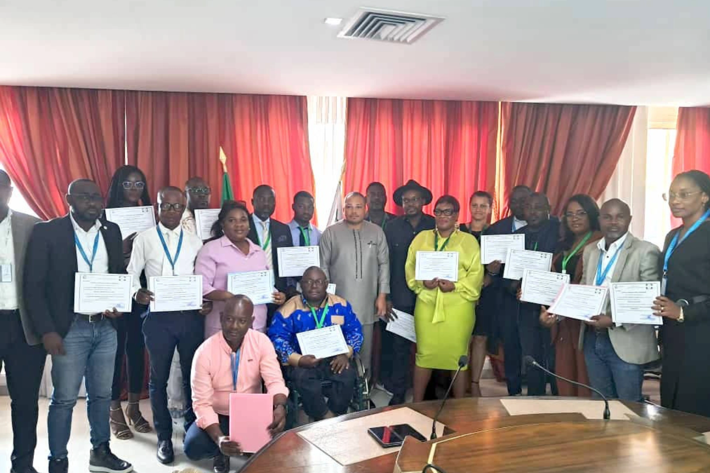 Responsables de la CNSS, de la Festac et les journalistes bénéficiaires de la formation.