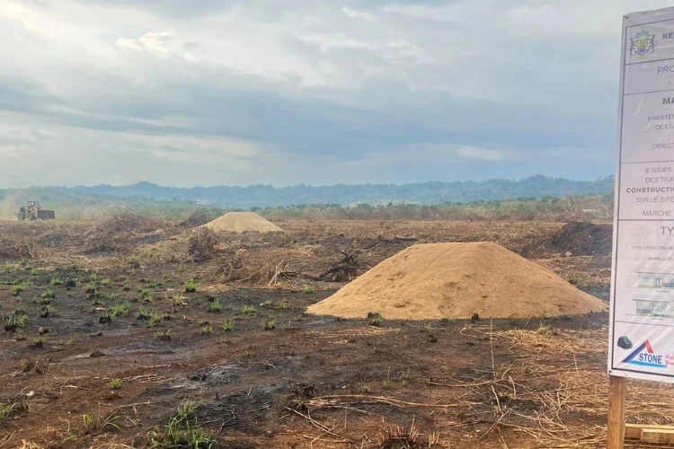 Tchibanga : lancement des travaux de terrassement de 50 logements sociaux