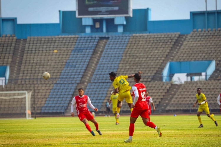 Stade de Franceville : le public toujours aux abonnés absents