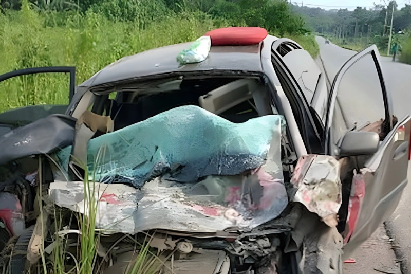 Véhicule impliqué dans l'accident à Mandilou