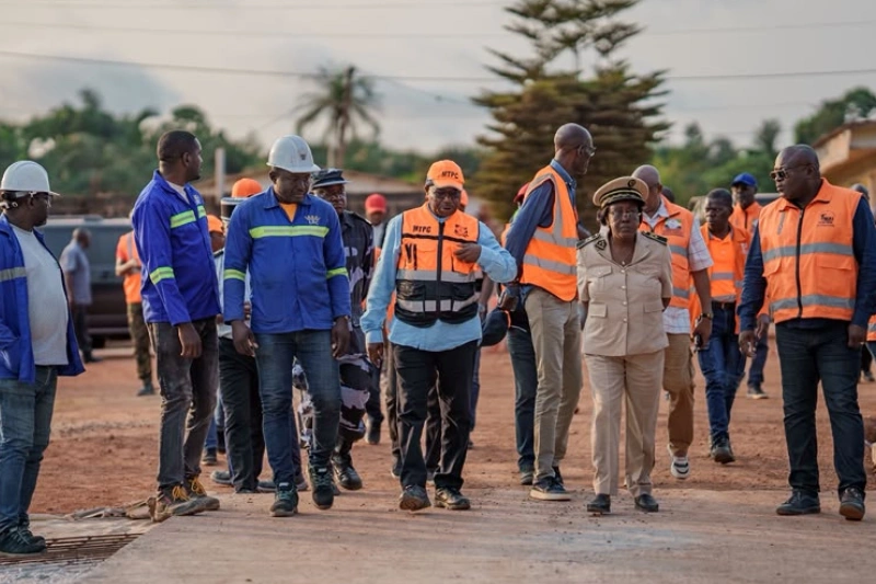 Infrastructures : le ministre des TP sur les chantiers de l'Ogooué-Ivindo