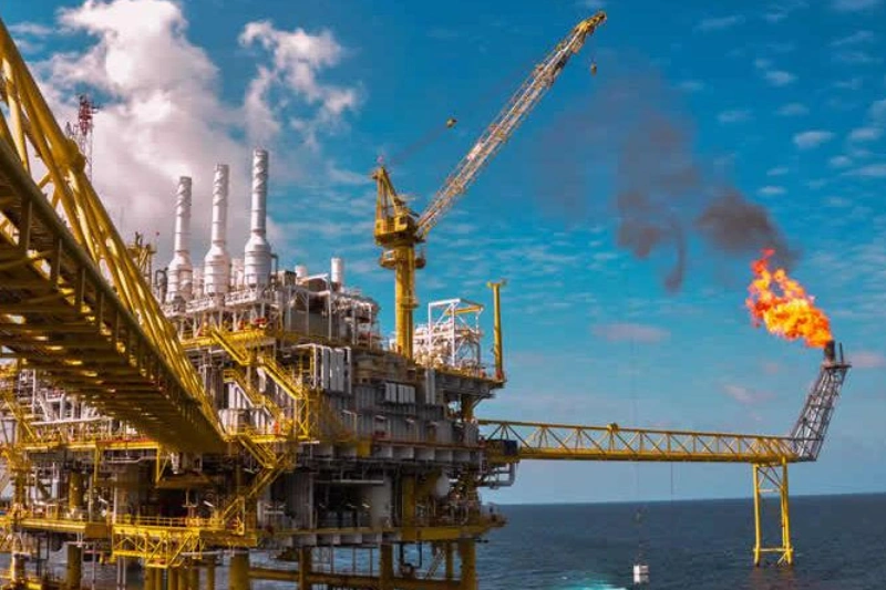 Secteur extractif : le bon rendement du pétrole, des mines et du gaz