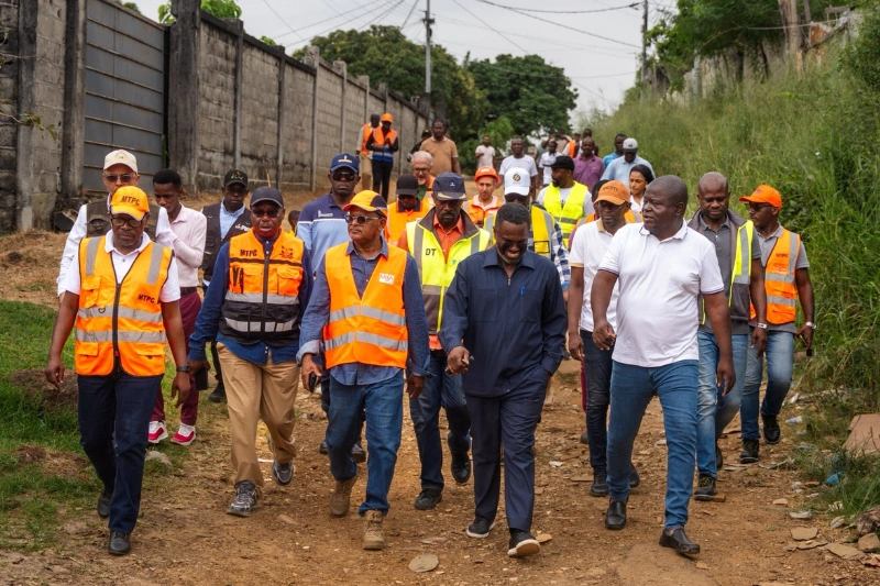 Grand Libreville : la construction de nouvelles voies en marche