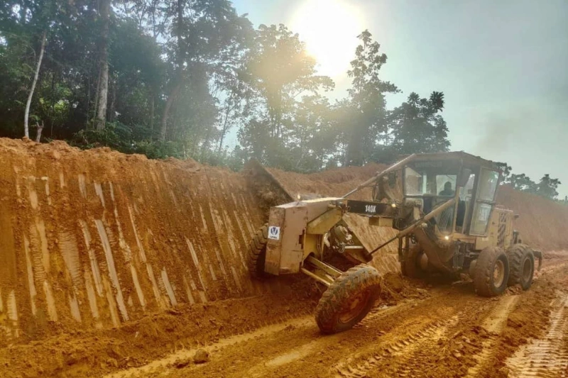 La société Covec est en train d’accélérer les travaux sur la route de Bambouchine