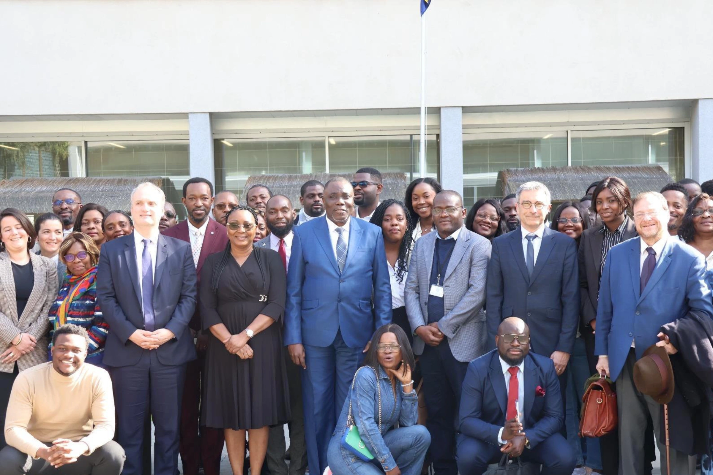 La diaspora gabonaise de France à l’issue de la rencontre.