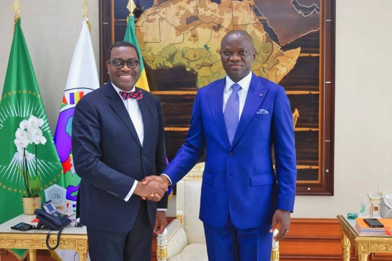 Oligui Nguema échange avec le président de la BAD