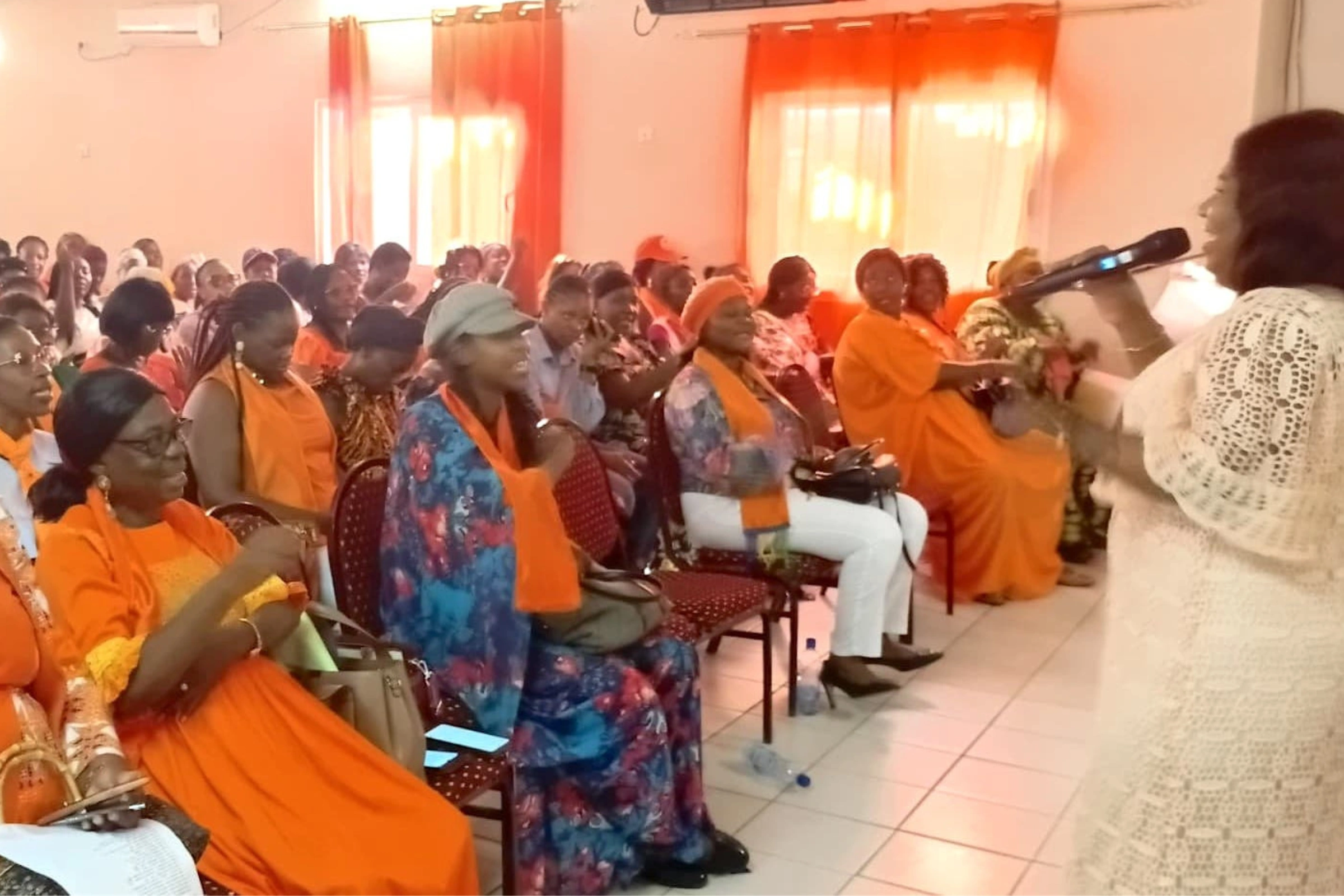  L’assistance composée des femmes du PDS, lors du séminaire.
